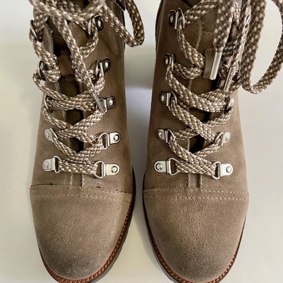 Sam Edelman Manchester Booties - Picture 6 of 11